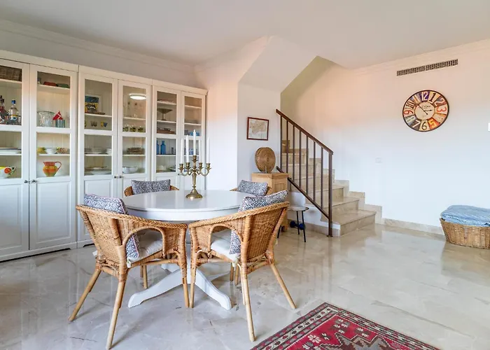 Apartment In Buenas Noches Estepona